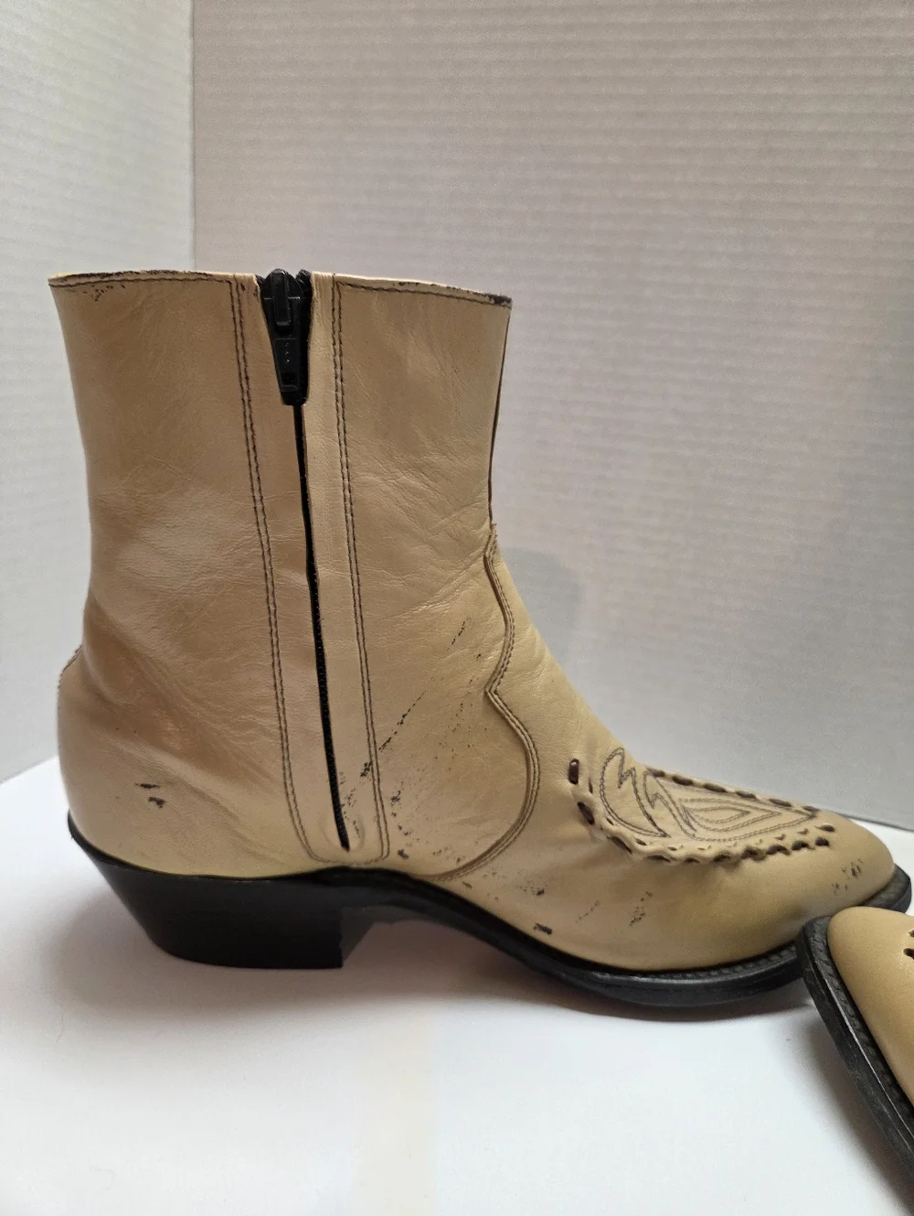 Vintage Abilene Tan Leather Cowboy Boots Men's 7.5 / Women's 9